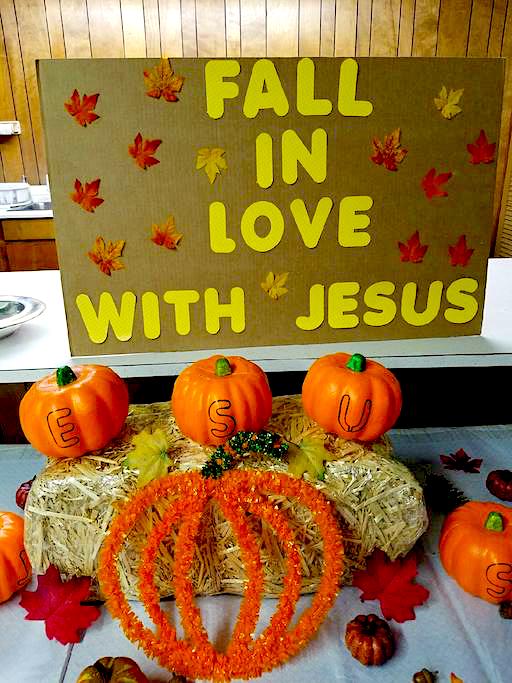 Fall in Love with Jesus Pumpkins 